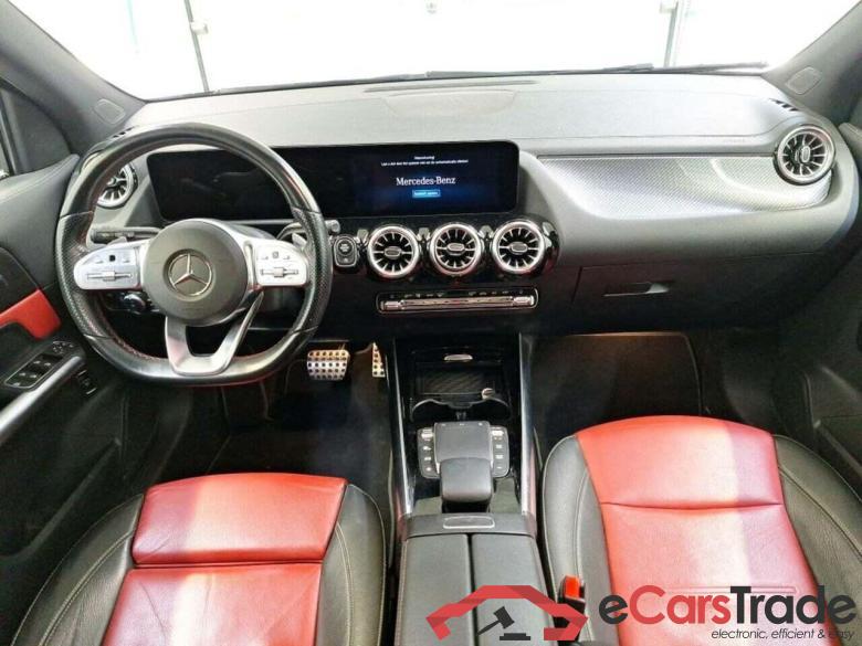 MERCEDES-BENZ GLA-klasse 200 AMG Line #3