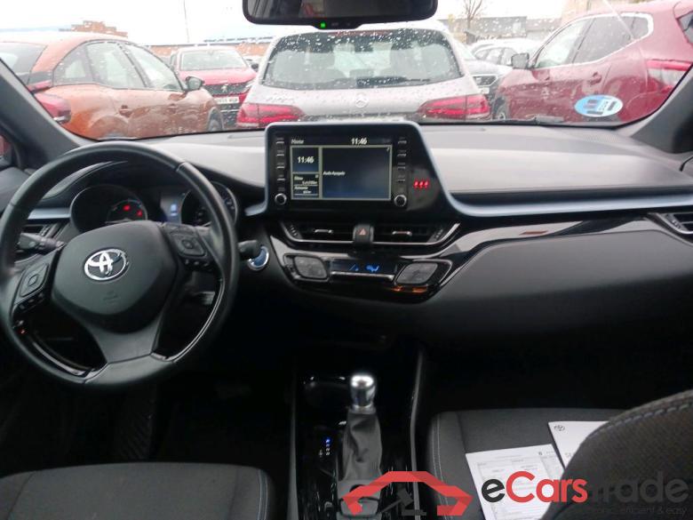 TOYOTA C-HR / 2019 / 5P / todoterreno 2.0 180H Advance #3
