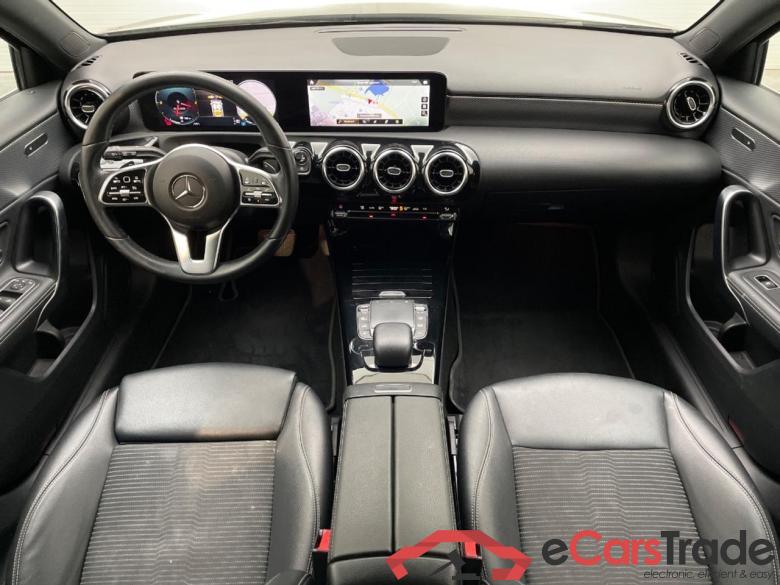MERCEDES-BENZ A-KLASSE 200 Luxury Line #6