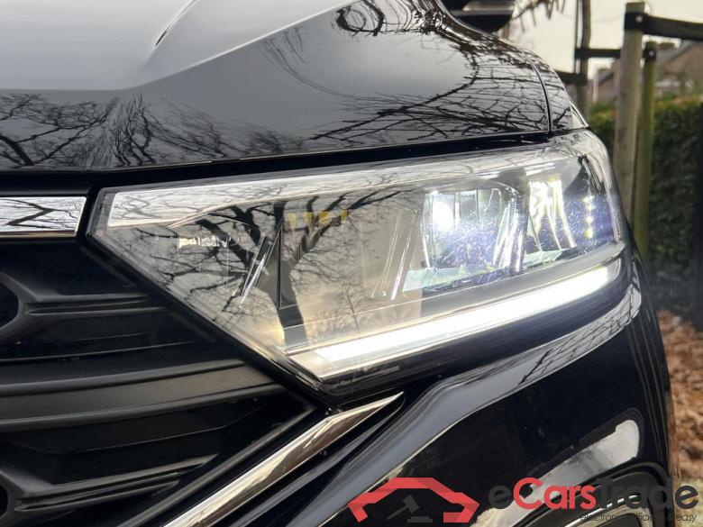 VOLKSWAGEN T-Roc 81 kW #3