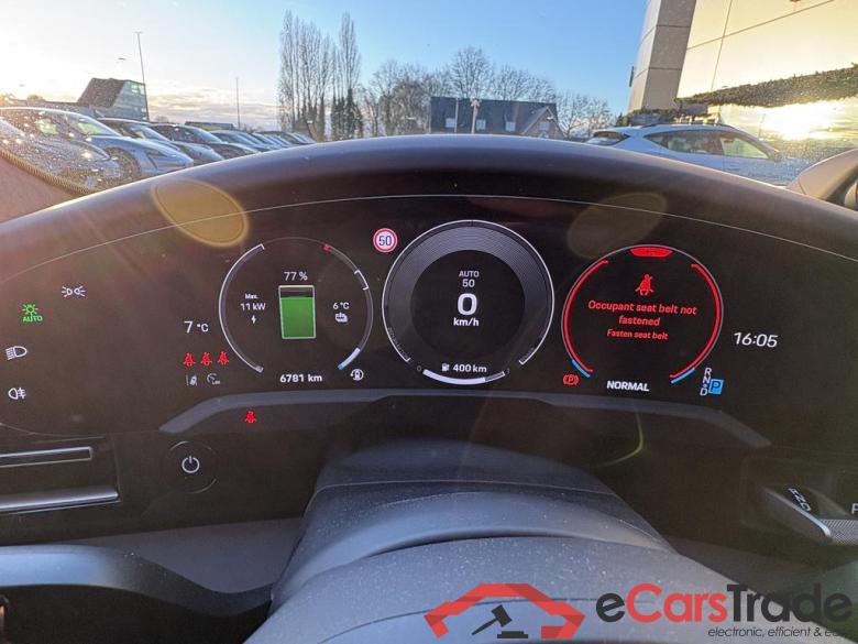 PORSCHE Taycan Taycan #3