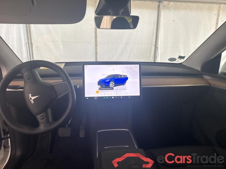 TESLA Model Y / 2020 / 5P / SUV Long Range Dual Motor AWD #6