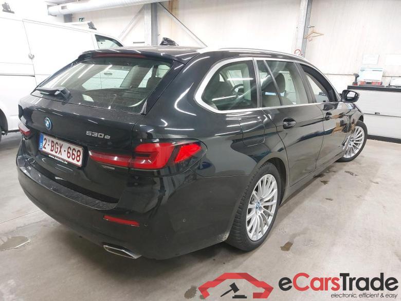 BMW - BMW 5 TOURING 530e 292PK Business Edition With Dakota Heated Seats & Driving Assistant Professional & Safety & Parking Assistant Pack * HYBRID * #2