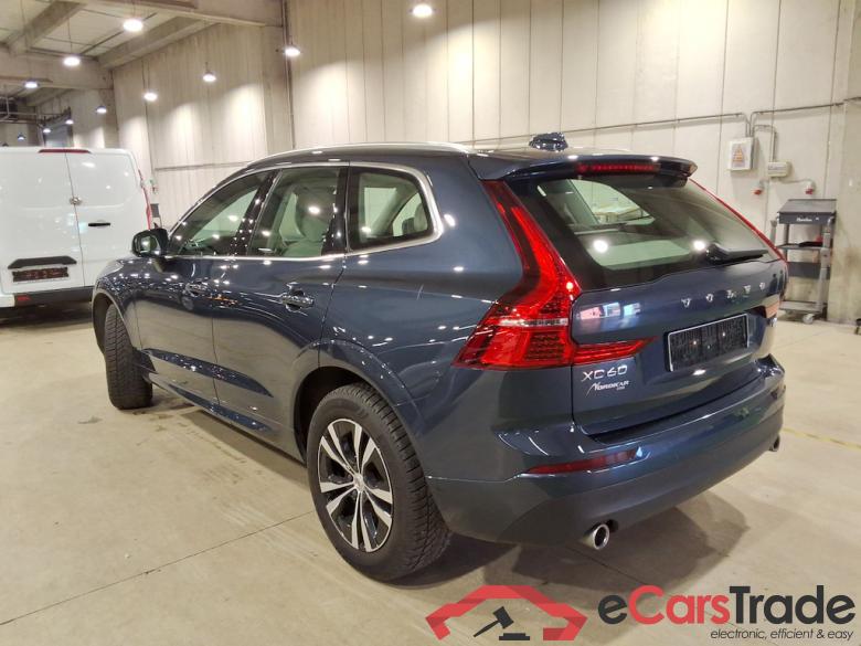 VOLVO XC60 2.0 D4 120KW GEARTRONIC MOMENTUM PRO #2