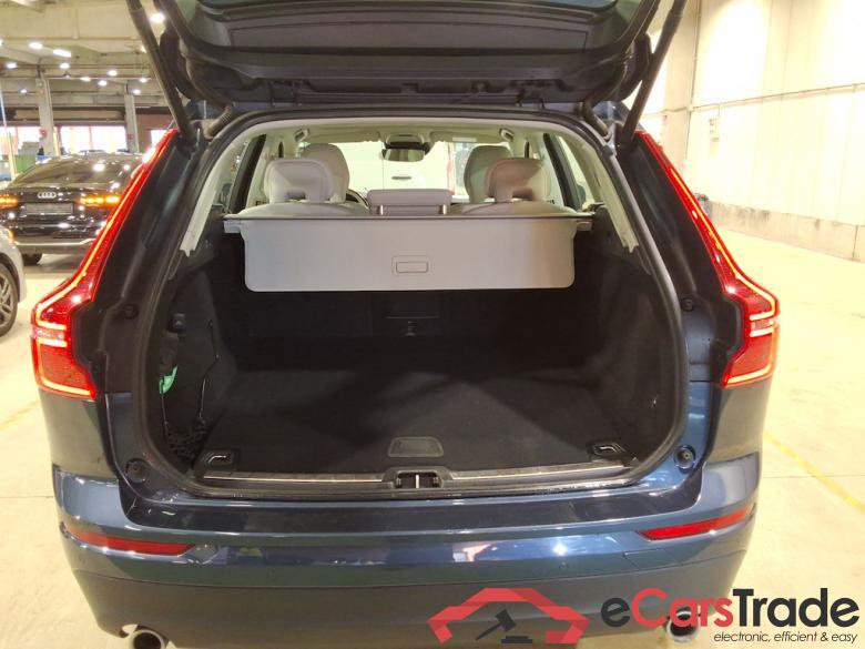 VOLVO XC60 2.0 D4 120KW GEARTRONIC MOMENTUM PRO #3