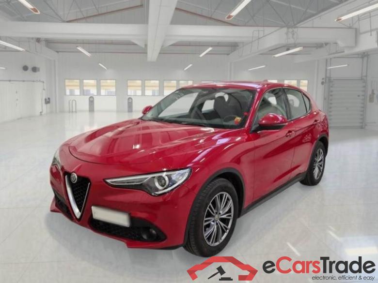 ALFA ROMEO STELVIO / 2017 / 5P / SUV 2.2 TURBO DIESEL 160CV BUSINESS AT8 RWD #1