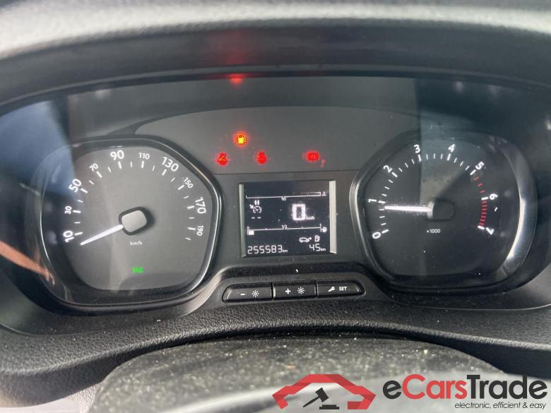 CITROEN Jumpy / 2016 / 4P / furgón Talla M BlueHDi 100 S&S 6v Control #4