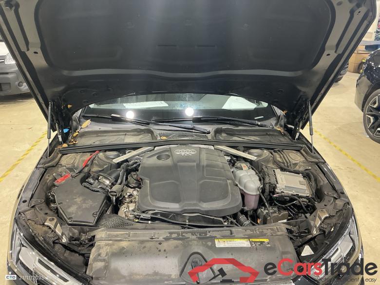 AUDI A4 AVANT DIESEL - 2019 30 TDi Bus.Edit. Design S tron.(EU6d-T.) STOCK #6