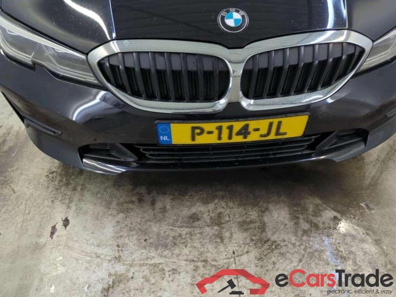 BMW 3-serie 318d BnsEdPl #4