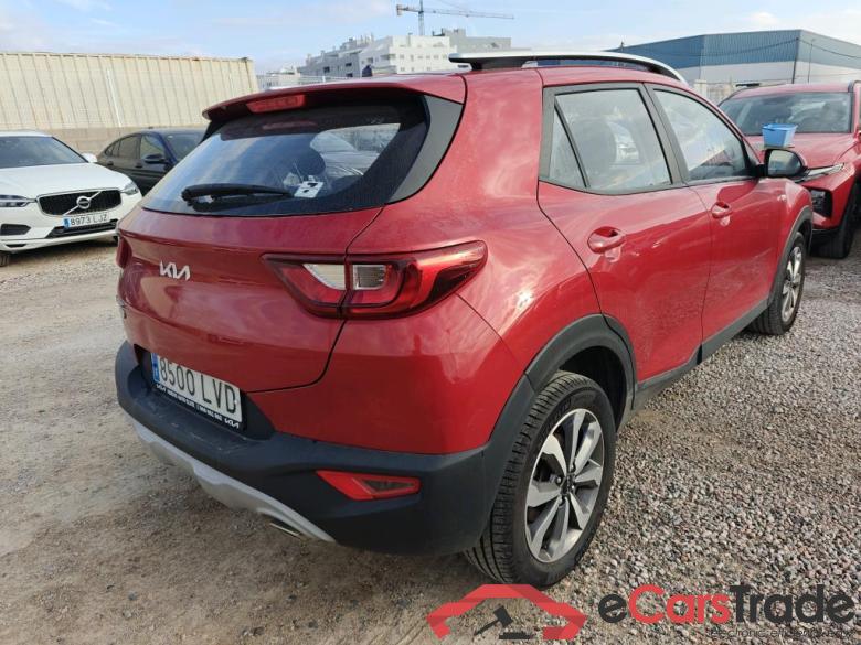 KIA Stonic / 2017 / 5P / todoterreno 1.0 T-GDi 74kW (100CV) MHEV iMT Concept #2