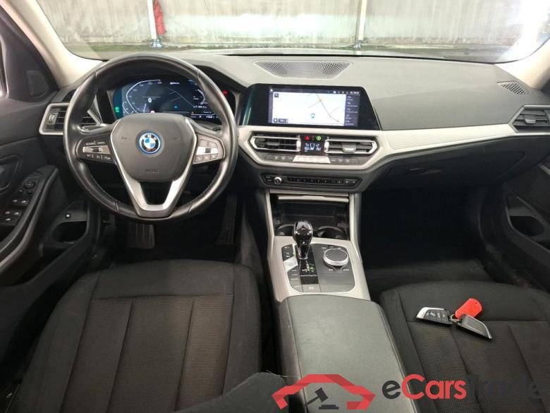 BMW Série 3 Berline / 2018 / 4P / Berline 330e 292ch Business Design BVA8 Hybride #5