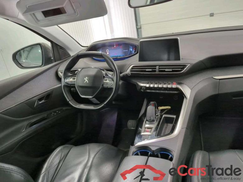 PEUGEOT 5008 1.2 PureTech Allure #3