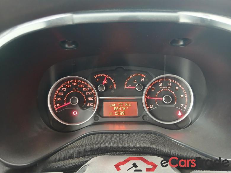 FIAT Doblò Cargo/2015/4P/furgón derivado de turismo Cargo XL Base Plus 1.6 Mjet 78kW (105CV) #3