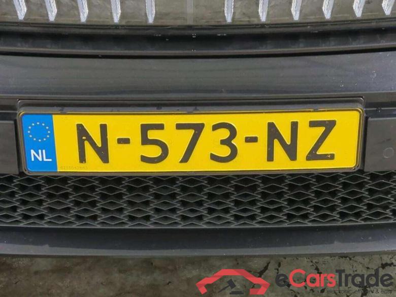 SKODA Enyaq iV 60 Found. Ed. Black #4