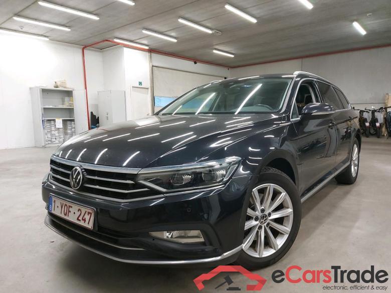 VOLKSWAGEN - VW  PASSAT VARIANT TDI 150PK DSG7 Elegance Business With Nappa Leather #1