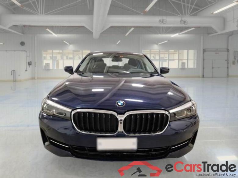BMW SERIE 5 / 2020 / 4P / BERLINA 530E BUSINESS AUTO #6