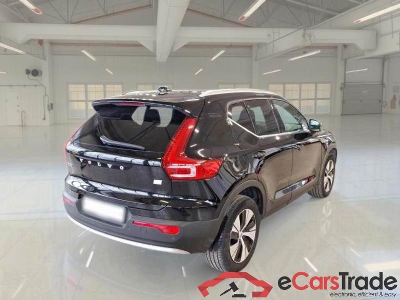 VOLVO XC40 / 2021 / 5P / SUV T4 RECHARGE PLUG-IN AUTO CORE #2