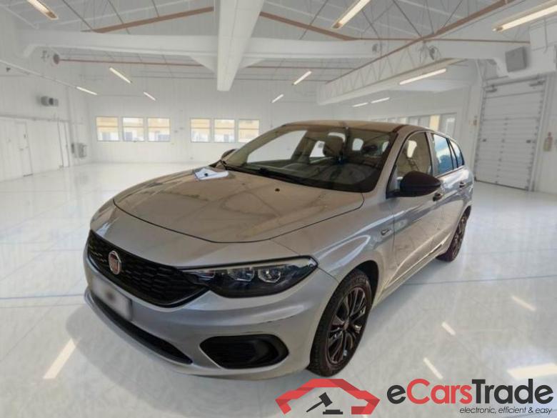 FIAT TIPO / 2015 / 5P / STATION WAGON 1.3 MJT 95CV 5M SeS STREET #1
