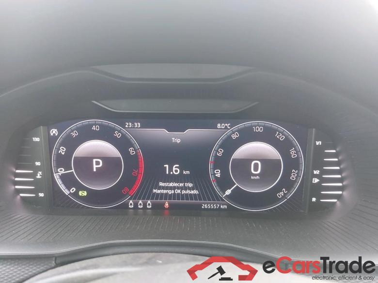 SKODA KAMIQ 1.0 TSI 81kW (110CV) DSG Ambition #4