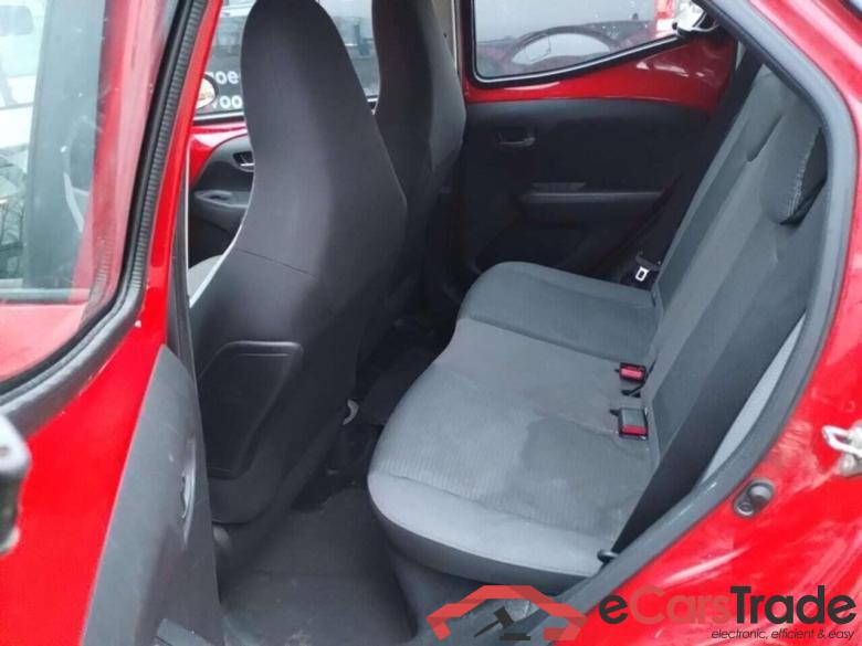 TOYOTA Aygo 1.0 VVT-i x-play #5