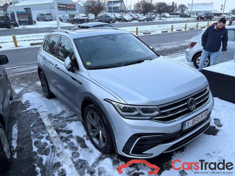 VOLKSWAGEN Tiguan Tiguan R-Line Business Premium 2.0 TDI SCR 110 kW (150 ch) 7 vitesses DSG