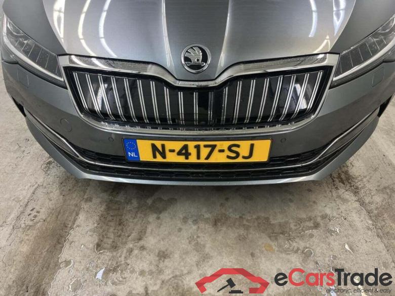 SKODA Superb Combi 1.4 TSI iV BnsEdPlus #4