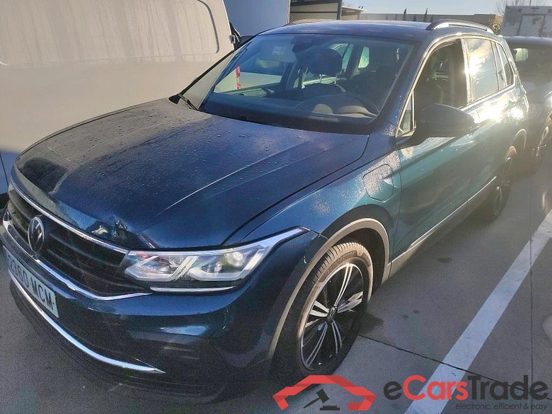 VOLKSWAGEN Tiguan / 2020 / 5P / todoterreno Life 1.4 TSI eHybrid 180kW (245CV) DSG #1