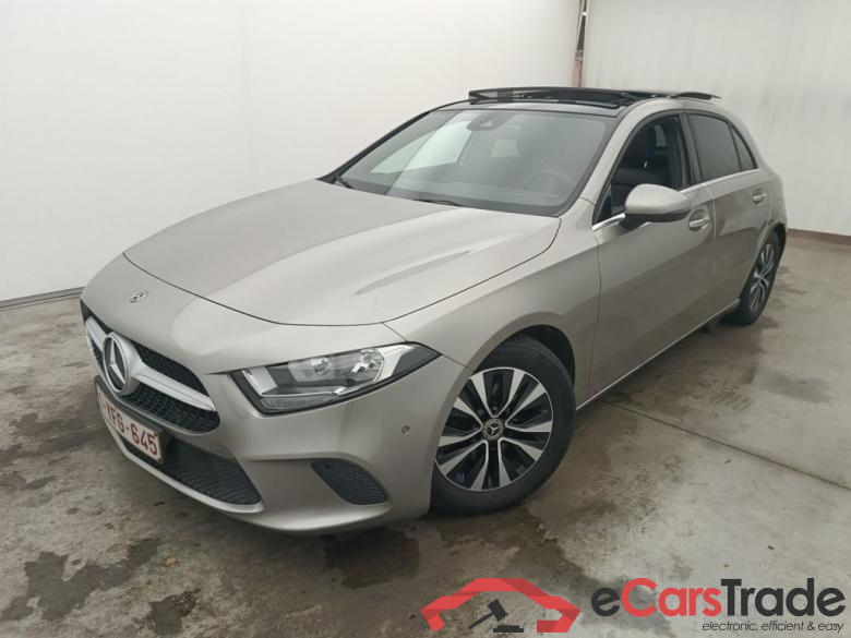 Mercedes-Benz A-Klasse A 180 d Business Solution Aut. 5d