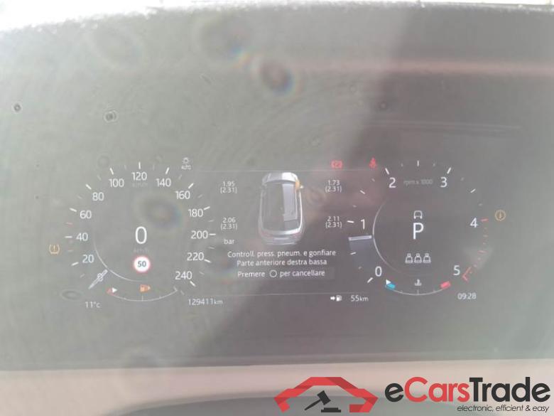 LAND ROVER RANGE ROVER VELAR / 2017 / 5P / SUV 2.0 D I4 204 SE 4WD AUTO #4