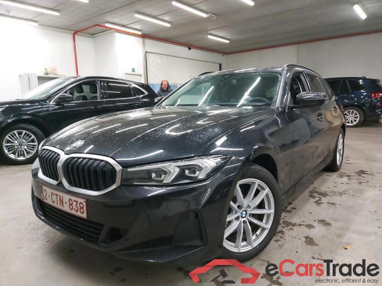 BMW - BMW 3 TOURING 318dA 136PK With Heated Sport Seats & Parking Assistant Pack & Towing Hook #1