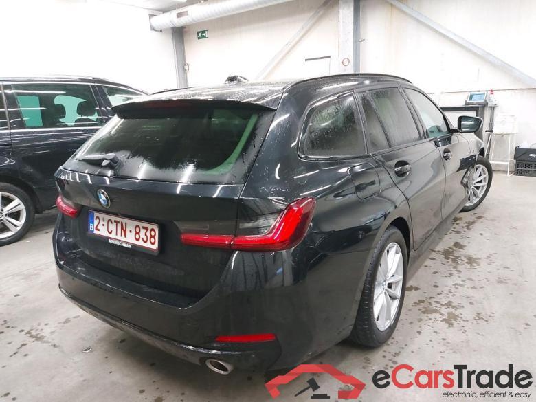 BMW - BMW 3 TOURING 318dA 136PK With Heated Sport Seats & Parking Assistant Pack & Towing Hook #2