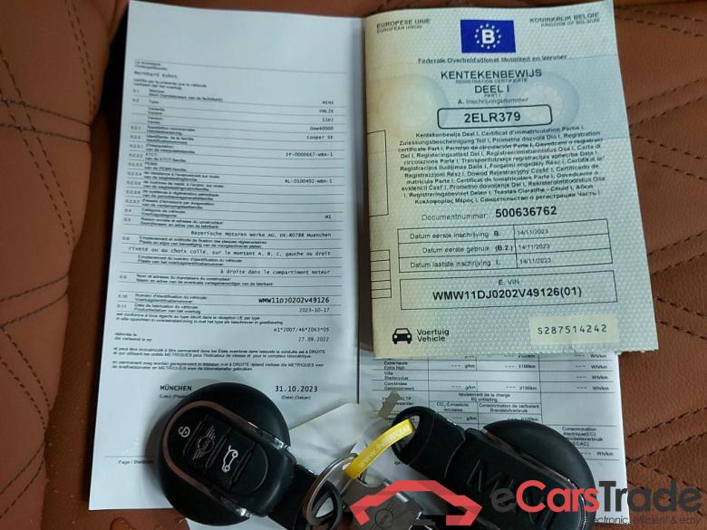 MINI - MIN COOPER SE 184PK Pack Maximized & Classic Trim With Chester Leather & Comfort Access & PDC Front & Rear & Camera & Transparent Roof   * ELECTRIC * #4