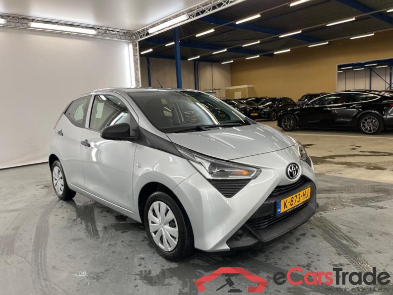 TOYOTA Aygo 1.0 VVT-i x-fun #2