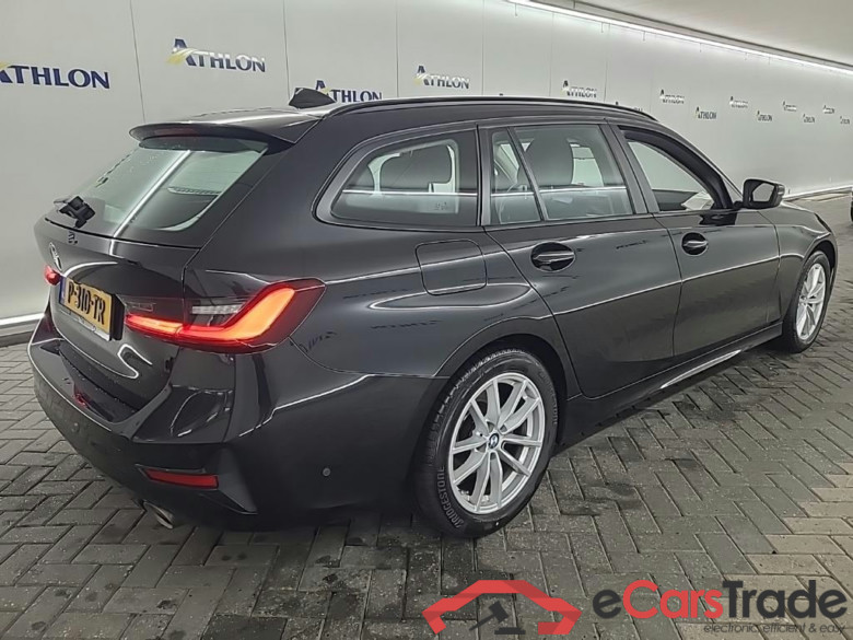 BMW 3-serie Touring 318iA Business Edition 5D 115kW #3