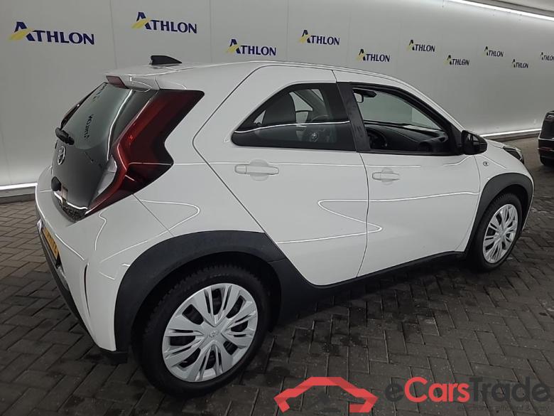 TOYOTA Aygo X 1.0 VVT-I MT play 5D 53kW #3