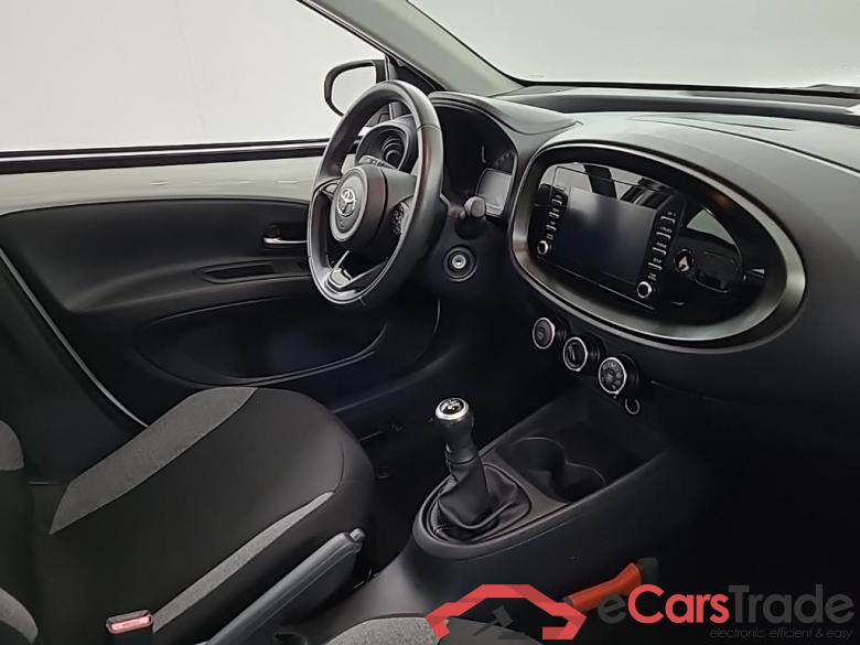 TOYOTA Aygo X 1.0 VVT-I MT play 5D 53kW #6