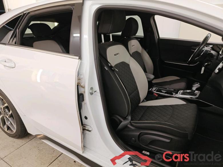 Kia ProCeed 1.5 T-GDi MHEV DCT7 GT-Line Edition 5d #3