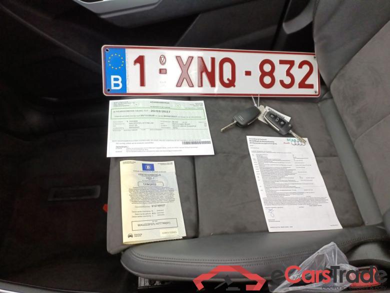 Audi Q3 35 TDI S tronic S line Business Edition 5d #4