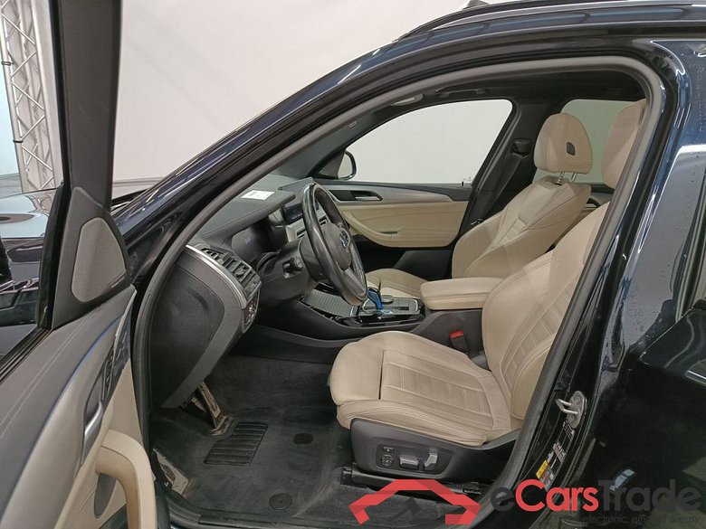 BMW IX3 - 2022 74 kWh 286 iX3 5d #3