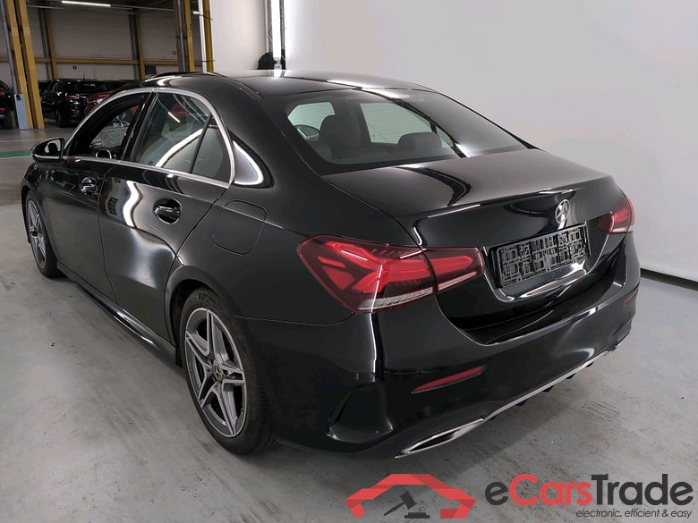 MERCEDES-BENZ A-CLASS LIMOUSINE 1.3 A 180 AMG Line #3