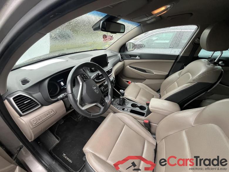 Hyundai Tucson 4X2 #5