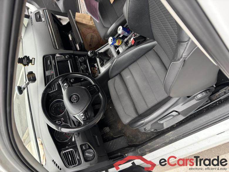 VOLKSWAGEN Golf VII Golf  Highline 1.6 TDI BlueMotion Technology 77 kW (105 ch) 5 vitesses manuel #5