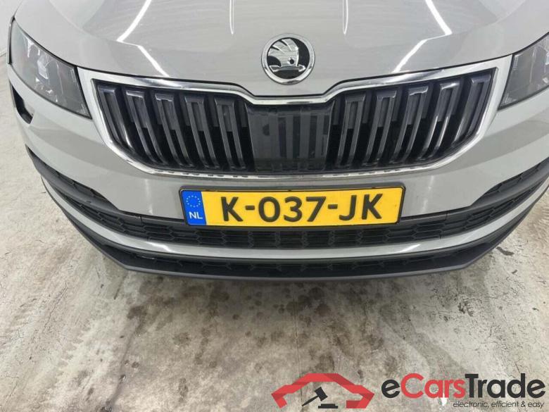 SKODA Karoq 1.5 TSI ACT Bus. Ed. #4
