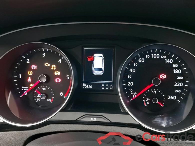 VOLKSWAGEN - VW  PASSAT VARIANT TDI 122PK DSG Style Business With Vienna Leather & KeyLess & Electric Trailer Hook #5