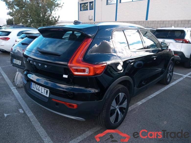 VOLVO XC40 / 2017 / 5P / todoterreno 1.5 T4 Twin Recharge Inscription Ex Auto #2