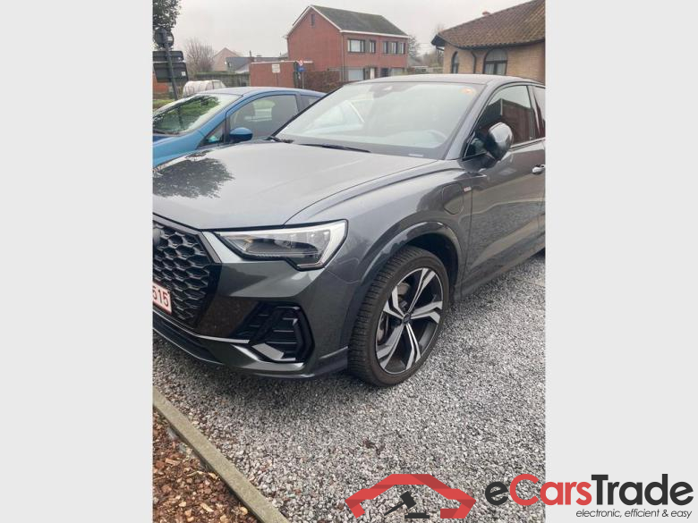 AUDI Q3 Sportback PHEV Audi Q3 Sportback S line 45 TFSI e  180(245) kW(ch) S tronic