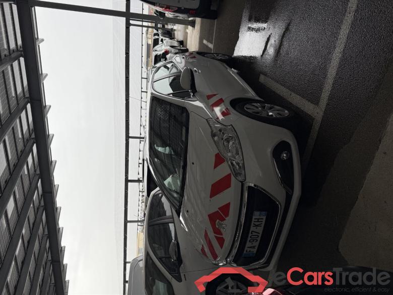 208 Affaire Premium Pack 1.6 HDi 75CV BVM5 E6 #1