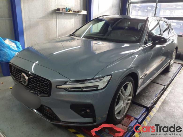 Volvo V60 Kombi (2018->) DE - Kb5 B5 (Benzin) AWD EU6d, Plus Dark Mild-Hybrid AWD (EURO 6d), 2021 - 2022 #1