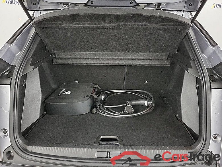 PEUGEOT e-2008 Allure EV 50kWh 136 5D #6