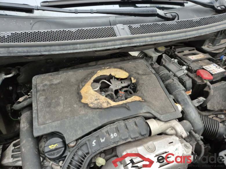 PEUGEOT 3008 1.2 PT GT EAT8 #6